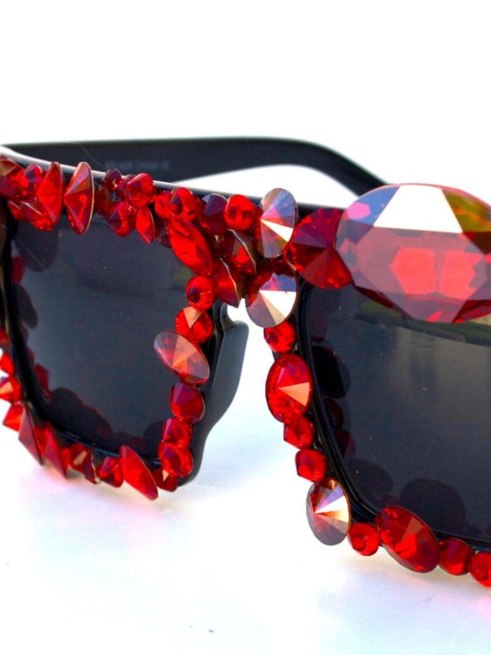 GASOLINE GLAMOUR THIS MEANS WAR VICE SUNGLASSES ❤️💋🌹💄